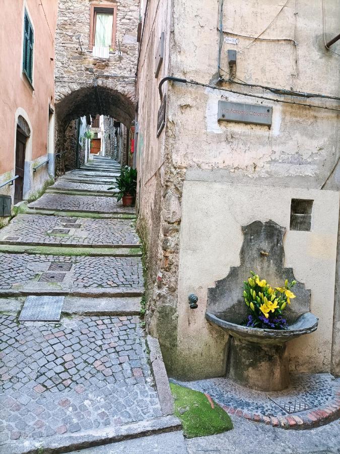 Apartmán A Casa Di Fede Dolceacqua Exteriér fotografie